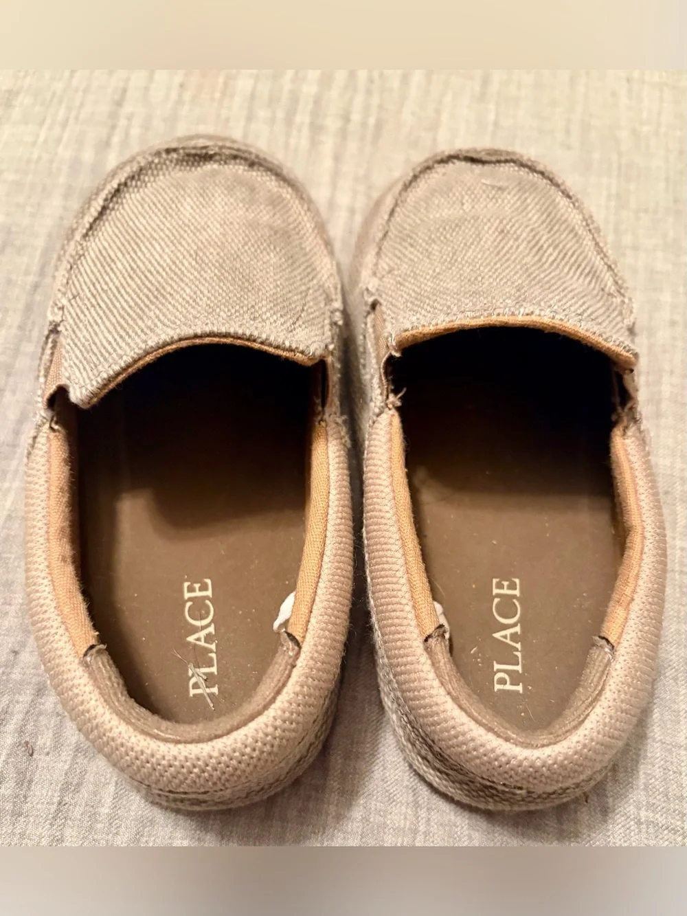 Little Boy’s Sz 11c The Children's Place Beige Canvas Slip-On Dress Shoes